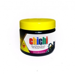 Chichi Yavru Elle Besleme Maması